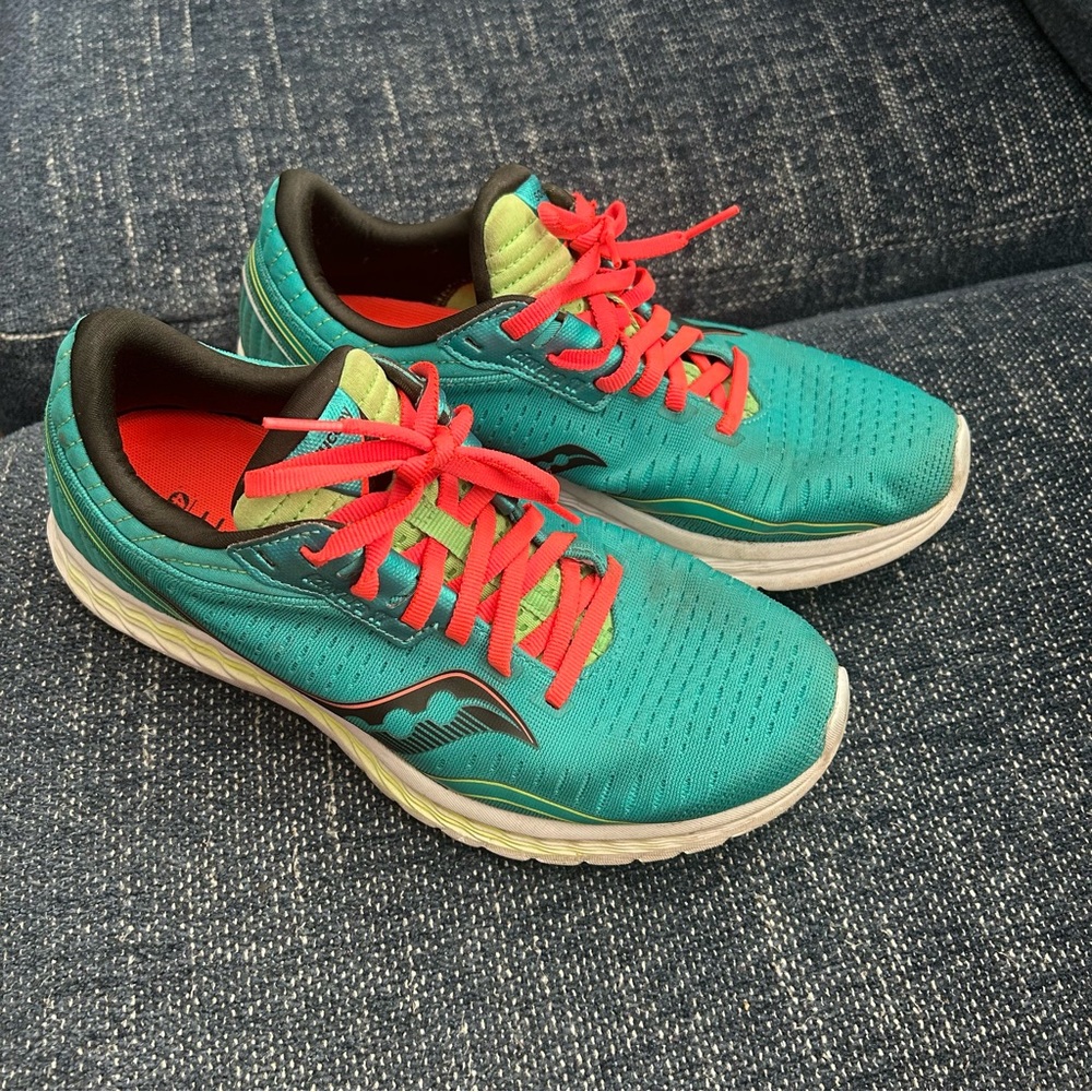 Saucony Kinvara 11 "Blue Mutant" Running Shoes Sneakers Women's US 7.5